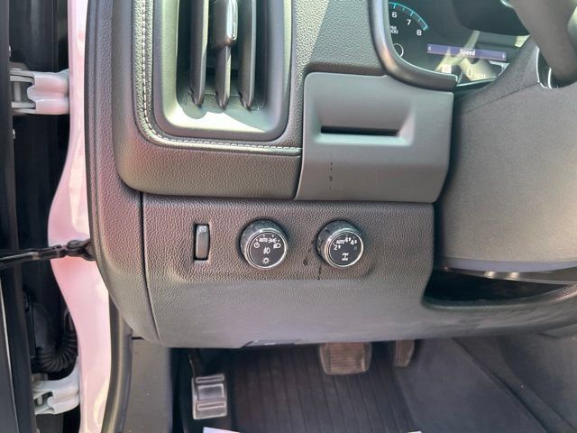 Used 2019 GMC Canyon Denali AWD/4WD image 17