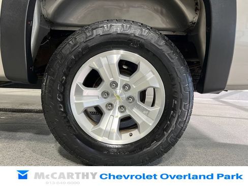 Used 2007 Chevrolet Silverado 1500 LT w/ 1LT Convenience Package AWD/4WD image 27