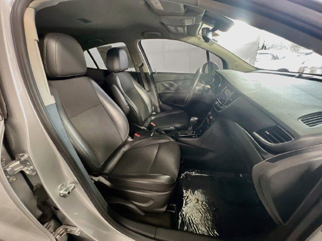 Used 2022 Buick Encore Preferred w/ Safety Package FWD image 30