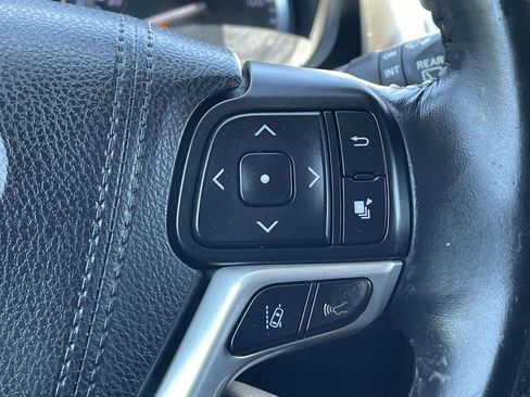 Used 2018 Toyota Highlander Limited AWD/4WD image 27