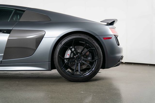 Used 2017 Audi R8 V10 plus AWD/4WD image 13