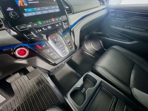 Used 2023 Honda Odyssey Touring image 26