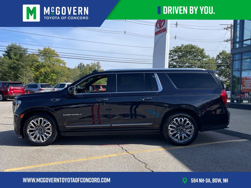 Used 2023 GMC Yukon XL Denali Ultimate AWD/4WD image 2
