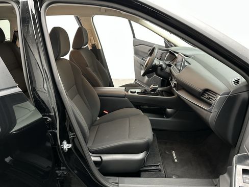 Used 2024 Nissan Rogue S AWD/4WD image 20