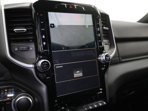 Used 2022 RAM 2500 Big Horn w/ Level C Equiment Group image 15