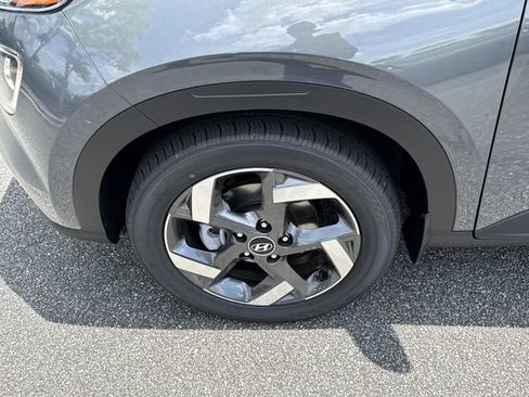 New 2026 Hyundai Venue SEL FWD image 11