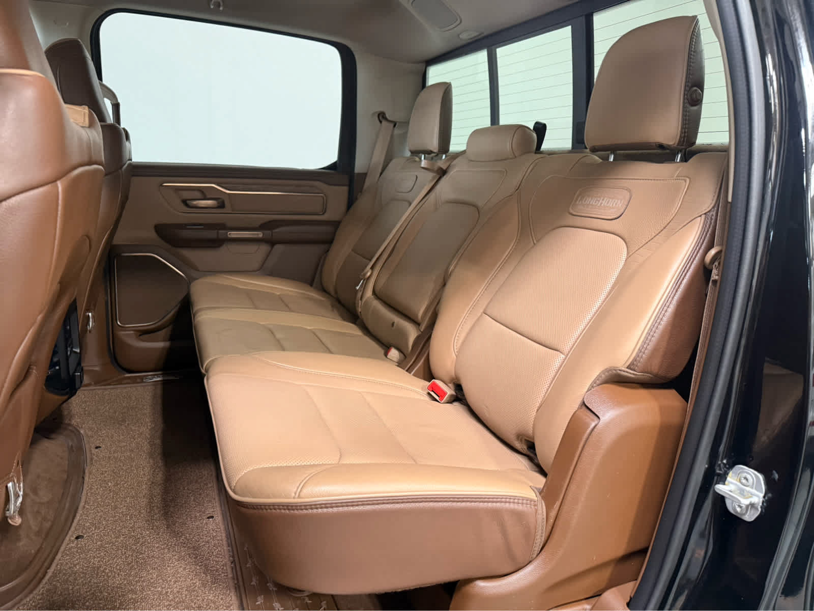 Used 2020 RAM 1500 Longhorn AWD/4WD image 14