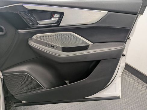 Used 2023 Acura MDX SH-AWD w/ Technology Package image 27