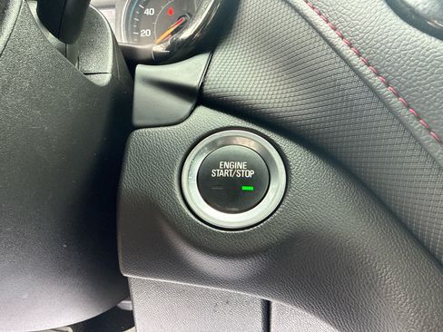 Certified 2023 Chevrolet Equinox RS FWD image 20