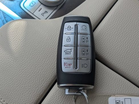 Used 2023 Genesis GV80 3.5T w/ Advanced Package AWD/4WD image 25