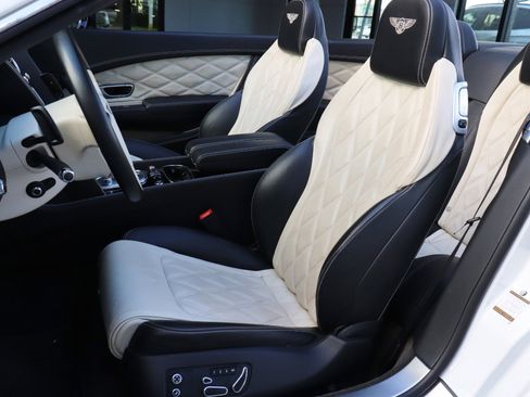 Used 2015 Bentley Continental GT V8 S image 21