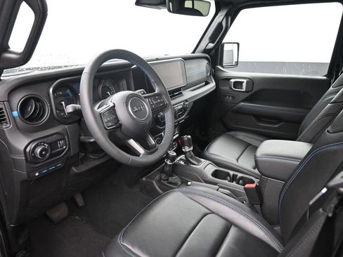 Used 2024 Jeep Wrangler Unlimited Rubicon 4xe w/ Technology Group AWD/4WD image 20