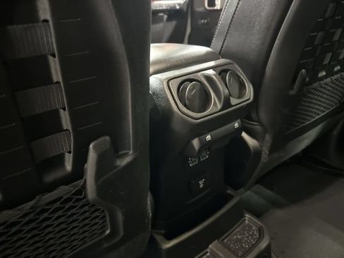 Used 2020 Jeep Wrangler Unlimited Rubicon AWD/4WD image 31