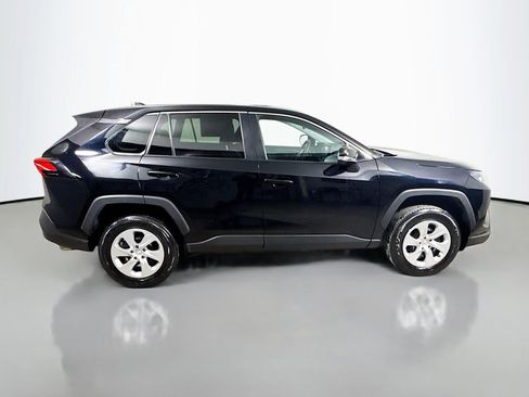 Certified 2022 Toyota RAV4 LE image 24