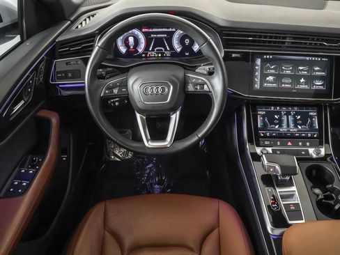 Used 2022 Audi Q8 Premium Plus w/ Premium Plus Package image 42