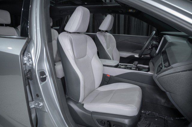 Used 2023 Lexus RX 350 Premium Plus w/ Accessory Package (Z1) AWD/4WD image 14
