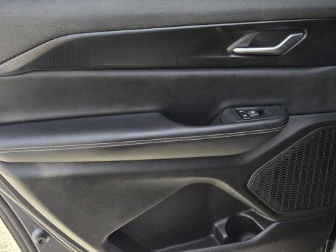 Used 2024 Jeep Grand Cherokee L Altitude image 13