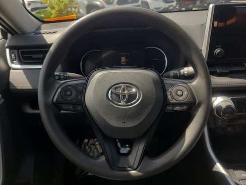 Certified 2025 Toyota RAV4 XLE AWD/4WD image 21