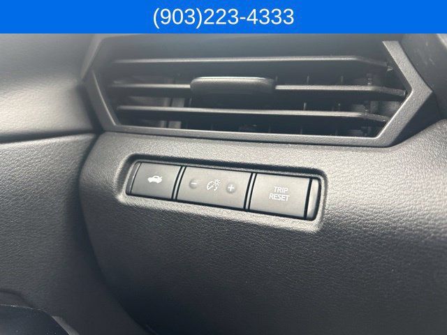 Used 2024 Nissan Altima 2.5 SR FWD image 16