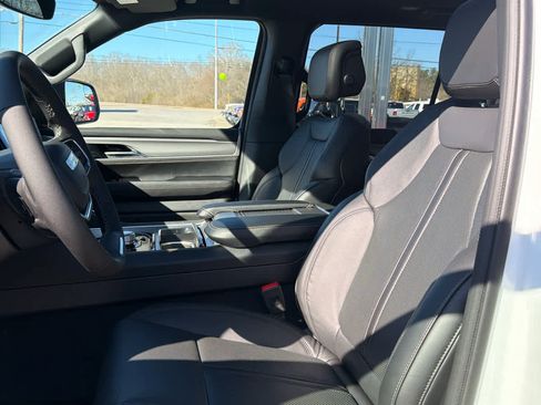 New 2026 Jeep Grand Wagoneer 4X4 image 14