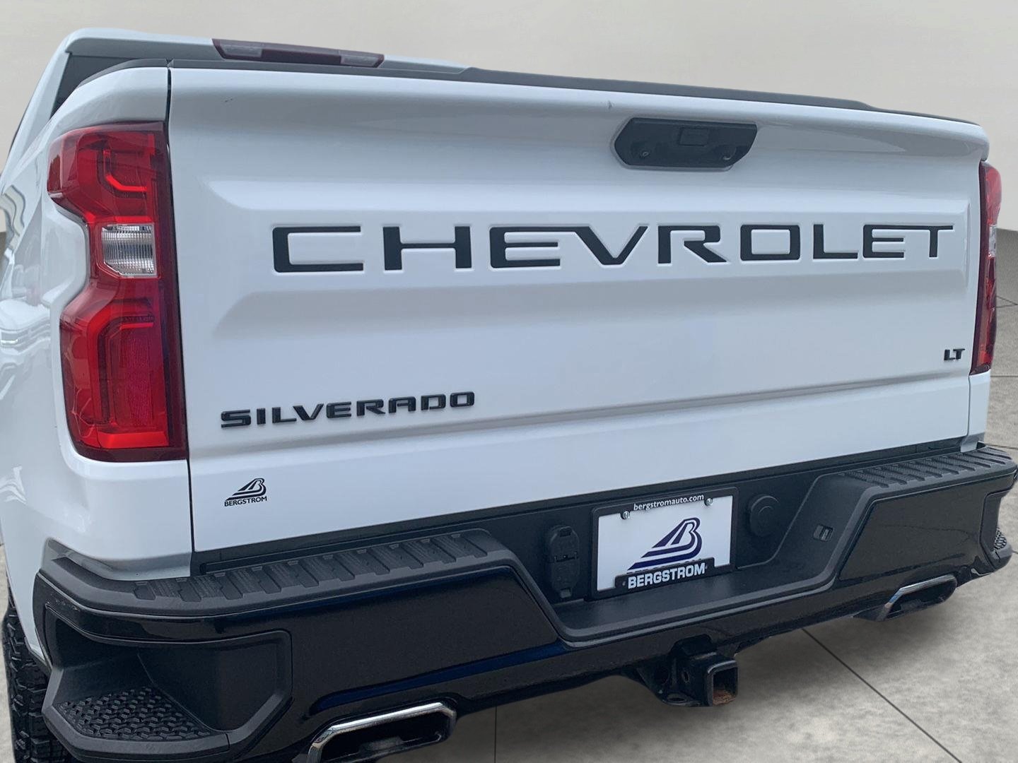 Certified 2024 Chevrolet Silverado 1500 LT Trail Boss w/ Convenience Package II AWD/4WD image 30