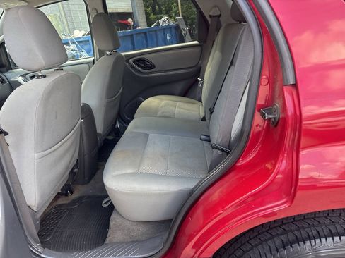 Used 2007 Ford Escape XLT FWD image 12