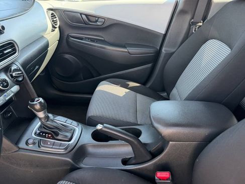Used 2021 Hyundai Kona SEL AWD/4WD image 12