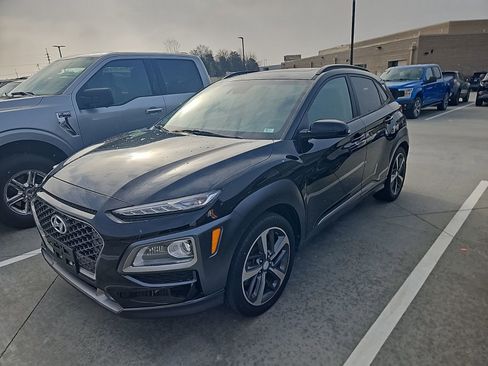 Used 2021 Hyundai Kona Limited image 2
