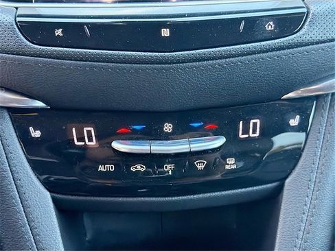 Used 2020 Cadillac XT5 Premium Luxury image 33