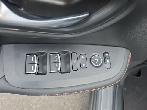 Certified 2026 Honda HR-V Sport image 12