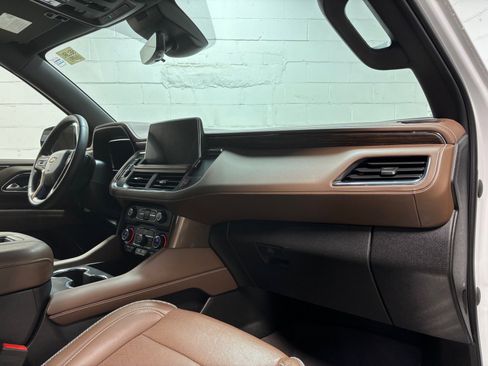 Used 2023 Chevrolet Tahoe High Country w/ Premium Package AWD/4WD image 27