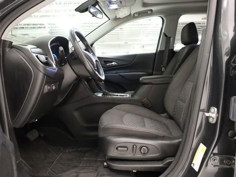 Used 2018 Chevrolet Equinox LT w/ Sun & Infotainment Package image 12