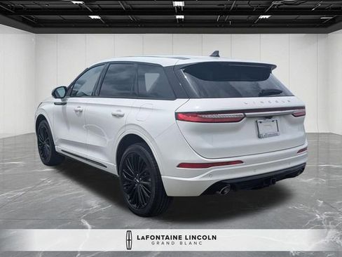 Used 2024 Lincoln Corsair AWD w/ Equipment Group 101A image 3
