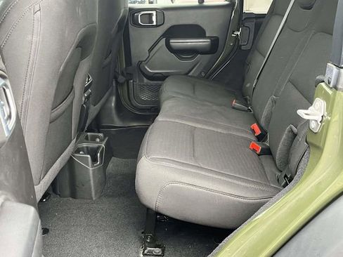 Used 2021 Jeep Wrangler Unlimited Sport image 15