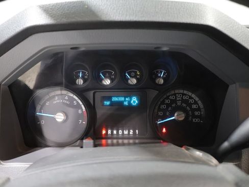 Used 2015 Ford F250 XLT AWD/4WD image 34