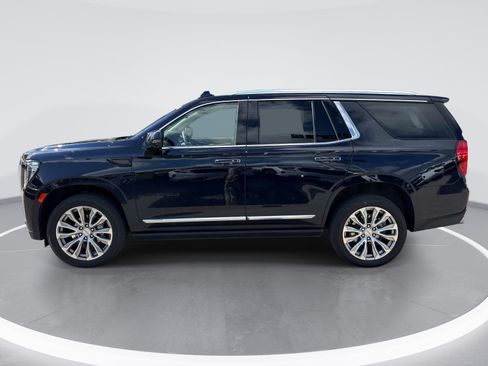 Used 2023 GMC Yukon Denali AWD/4WD image 5