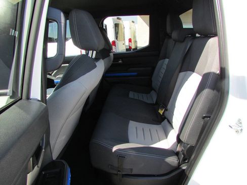 Used 2024 Toyota Tacoma TRD Sport image 30