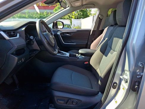 Certified 2025 Toyota RAV4 XLE AWD/4WD image 13