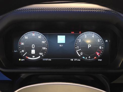 New 2025 Land Rover Defender 110 X-Dynamic SE image 40