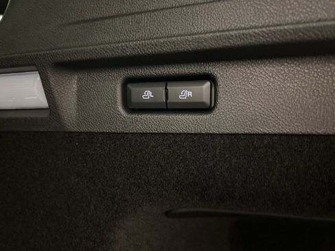 New 2026 Lincoln Corsair Reserve image 37