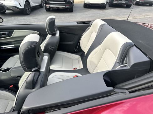 Used 2025 Ford Mustang GT Premium w/ GT Performance Package RWD image 22