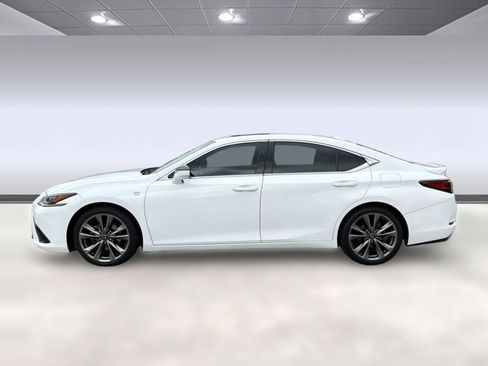 Used 2019 Lexus ES 350 F Sport w/ Accessory Package 2 FWD image 2