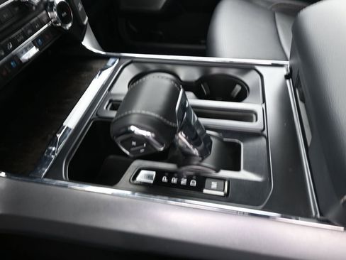 Used 2022 Ford F150 Lariat w/ Equipment Group 502A High image 30