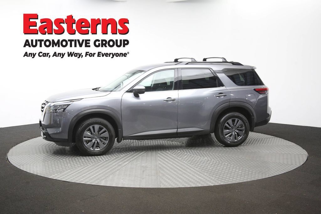 Used 2024 Nissan Pathfinder SV AWD/4WD image 60
