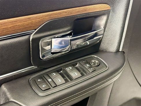 Used 2017 RAM 1500 Laramie w/ Convenience Group image 17