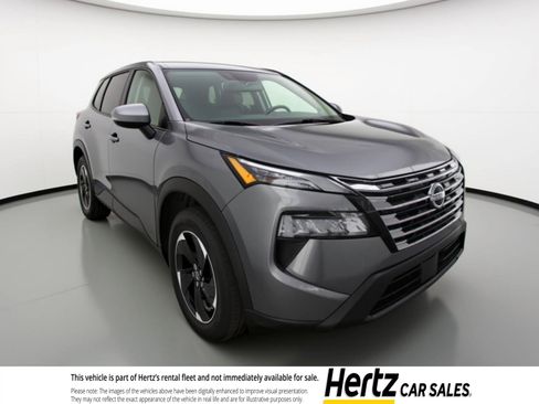 Used 2025 Nissan Rogue SV FWD image 1
