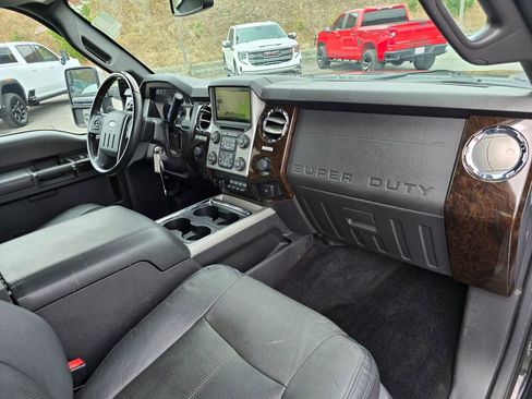 Used 2015 Ford F250 Platinum image 30