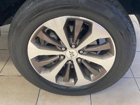 Used 2018 Ford F150 King Ranch AWD/4WD image 29