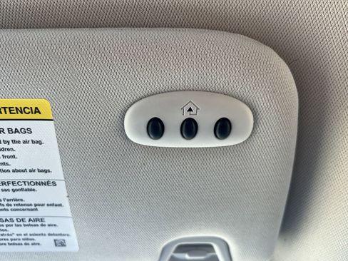 Certified 2022 Ford Edge Titanium w/ Equipment Group 301A image 17