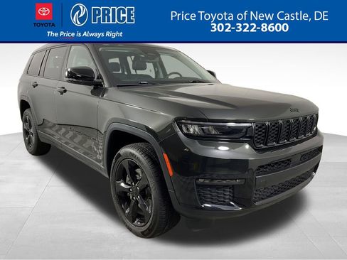 Used 2023 Jeep Grand Cherokee L Limited w/ Black Appearance Package AWD/4WD image 1